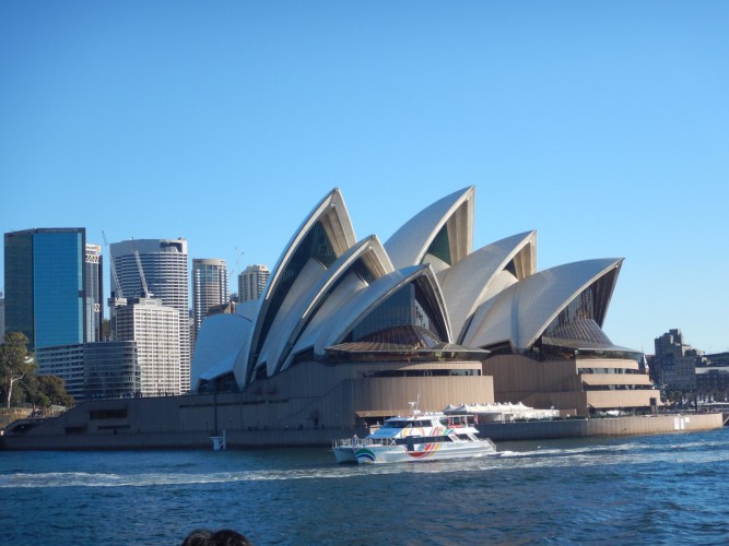 An afternoon in Manly, with a beautiful sunset on the ferry home...